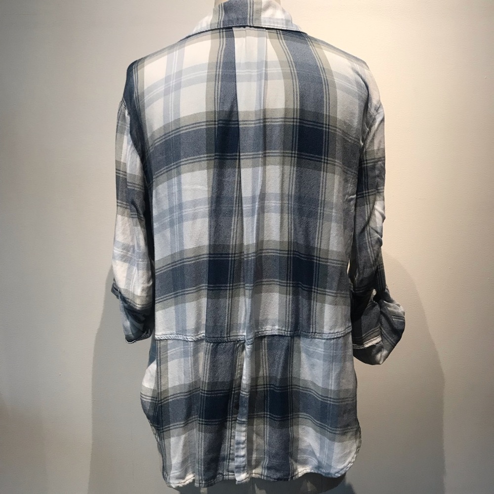 Bella Dahl Split Back Button Down - image 3